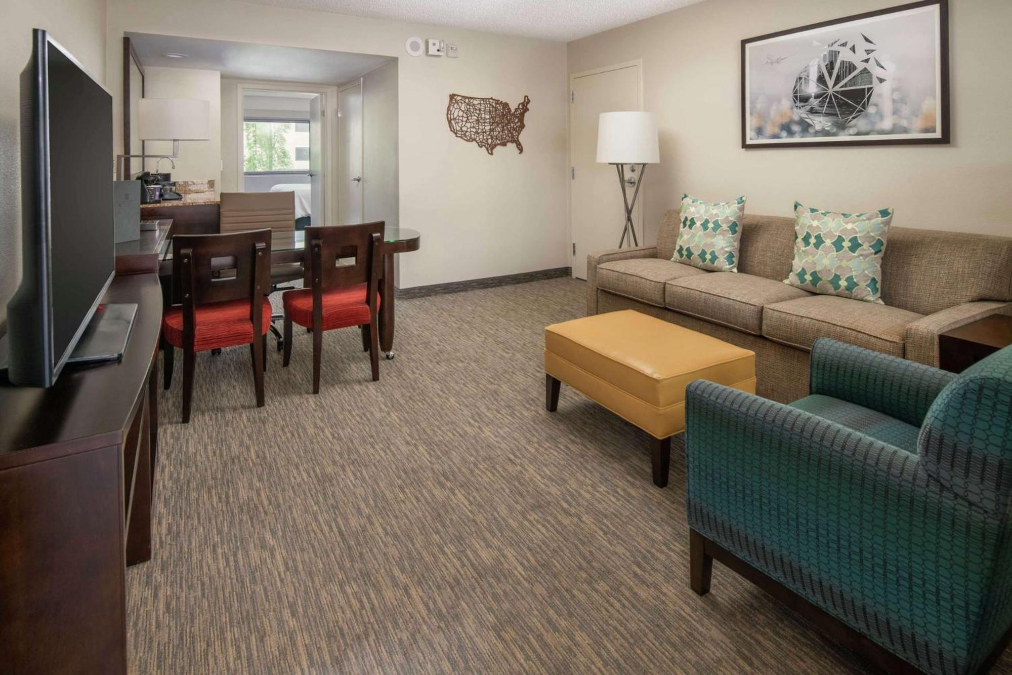 Embassy Suites By Hilton Seattle - Tacoma International Airport Tukwila Extérieur photo