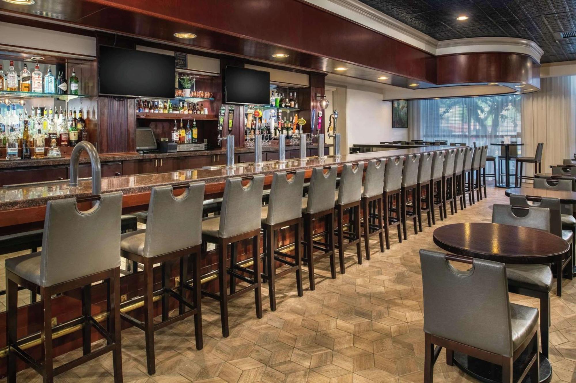 Embassy Suites By Hilton Seattle - Tacoma International Airport Tukwila Extérieur photo